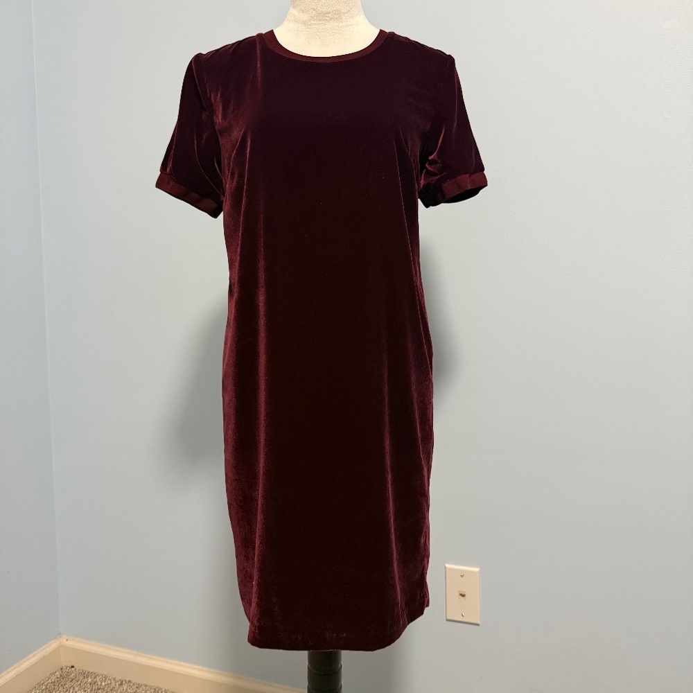 Lauren Ralph Lauren Women’s Short Sleeve Burgundy Velvet Dress Size 2